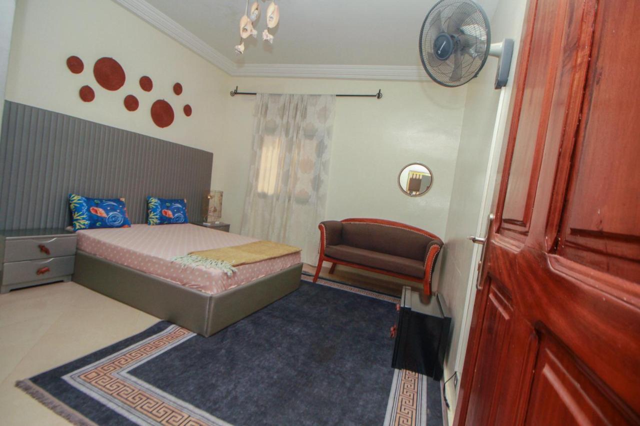 Le "Grand Bleu", Un Bel Appartement Paisible, Sur Et Spatieux Au Coeur De La Station Balneaire De Saly Portudal Extérieur photo